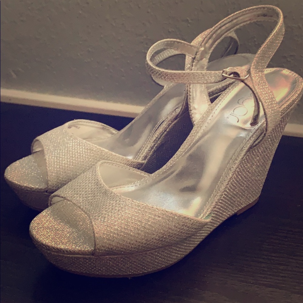 Sugar silver heels